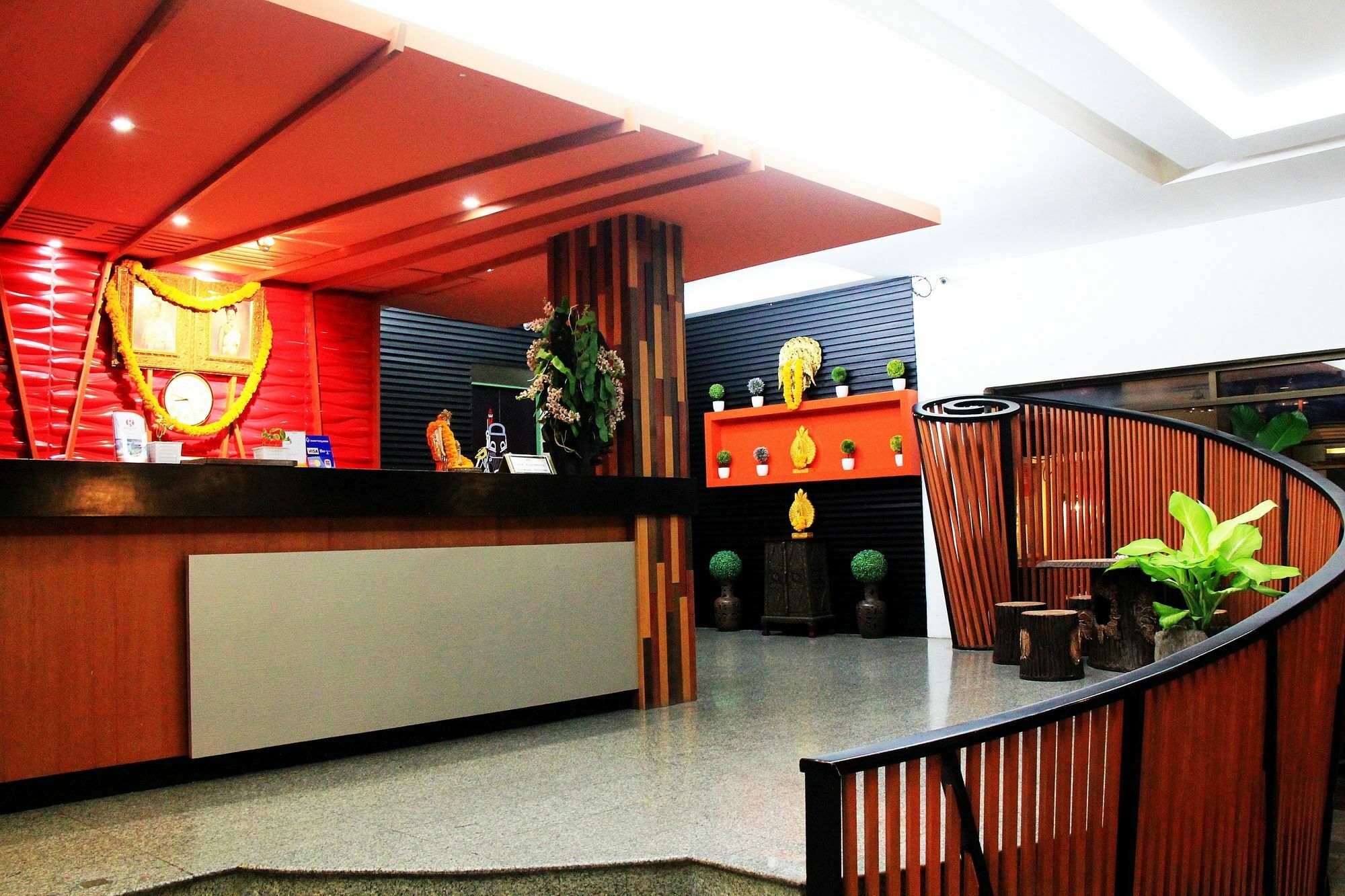 โรงแรมเรือนทิพย์ เชียงราย Ruean Tip Hotel Eksteriør bilde